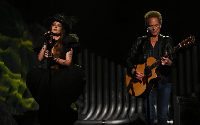 Fleetwood Mac Legend Joins ‘SNL’ for Surprise Collaboration